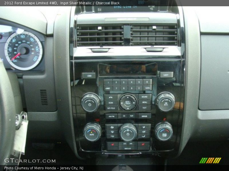 Controls of 2012 Escape Limited 4WD
