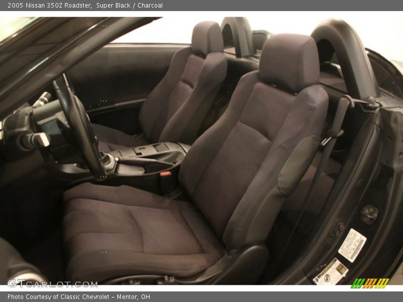 Front Seat of 2005 350Z Roadster
