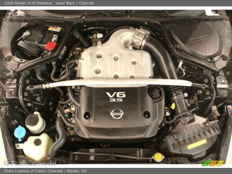  2005 350Z Roadster Engine - 3.5 Liter DOHC 24-Valve V6