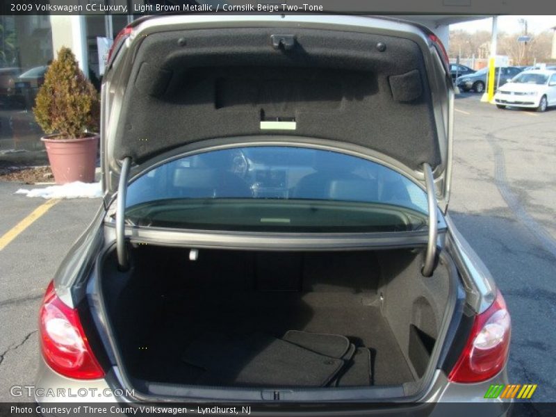 Light Brown Metallic / Cornsilk Beige Two-Tone 2009 Volkswagen CC Luxury