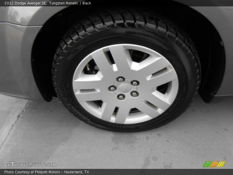 Tungsten Metallic / Black 2012 Dodge Avenger SE