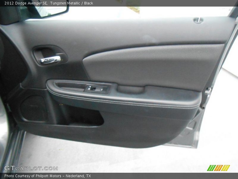 Tungsten Metallic / Black 2012 Dodge Avenger SE