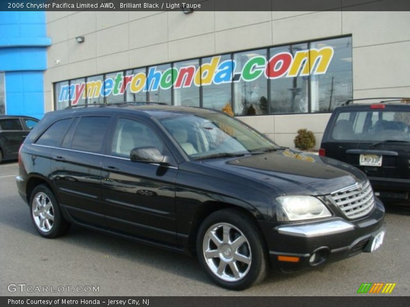 Brilliant Black / Light Taupe 2006 Chrysler Pacifica Limited AWD