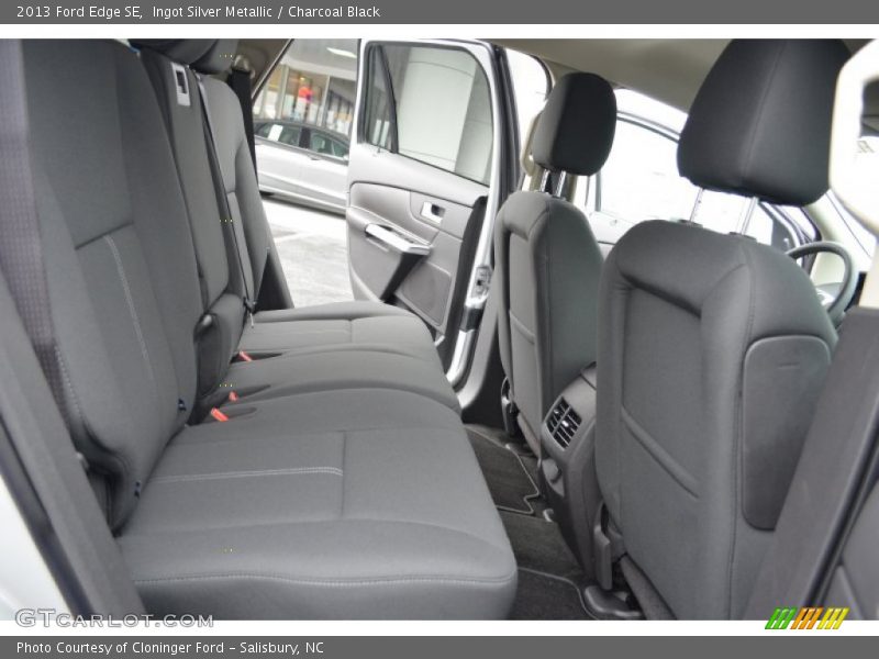 Ingot Silver Metallic / Charcoal Black 2013 Ford Edge SE