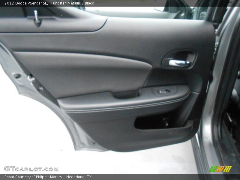 Tungsten Metallic / Black 2012 Dodge Avenger SE