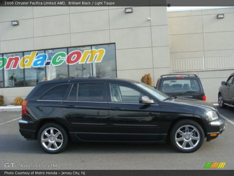 Brilliant Black / Light Taupe 2006 Chrysler Pacifica Limited AWD