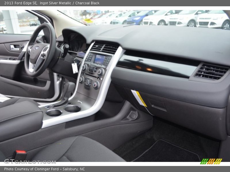 Ingot Silver Metallic / Charcoal Black 2013 Ford Edge SE