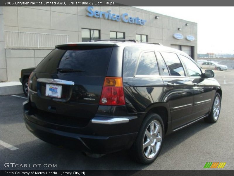 Brilliant Black / Light Taupe 2006 Chrysler Pacifica Limited AWD