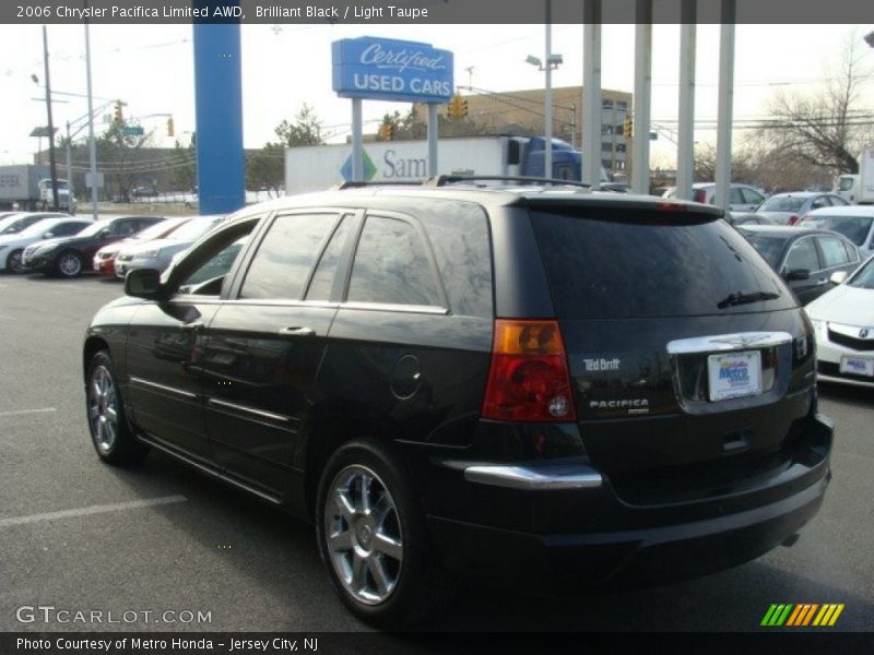 Brilliant Black / Light Taupe 2006 Chrysler Pacifica Limited AWD