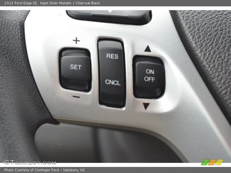 Ingot Silver Metallic / Charcoal Black 2013 Ford Edge SE