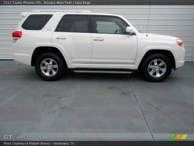 Blizzard White Pearl / Sand Beige 2011 Toyota 4Runner SR5