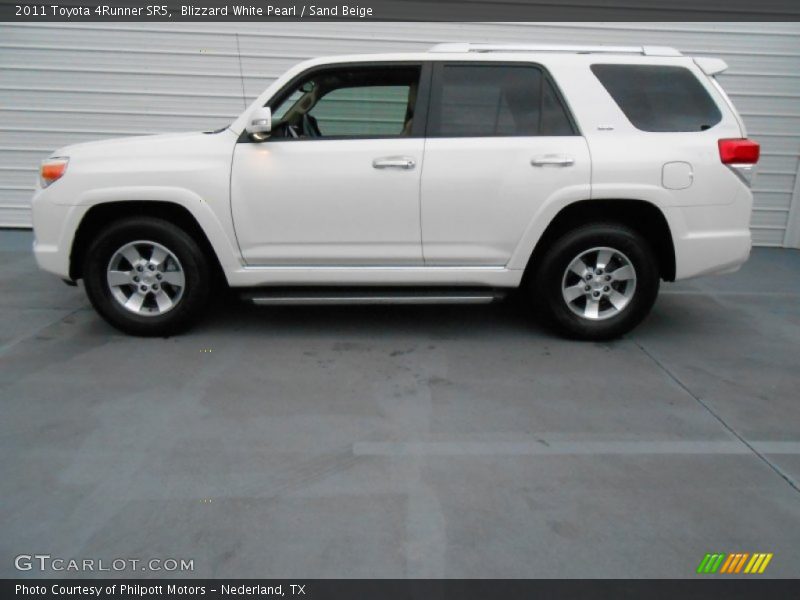Blizzard White Pearl / Sand Beige 2011 Toyota 4Runner SR5