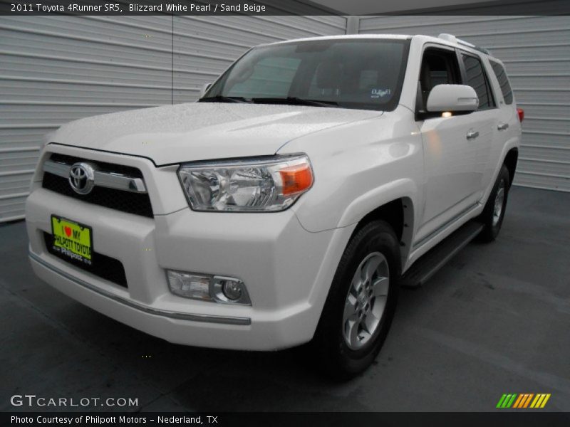 Blizzard White Pearl / Sand Beige 2011 Toyota 4Runner SR5