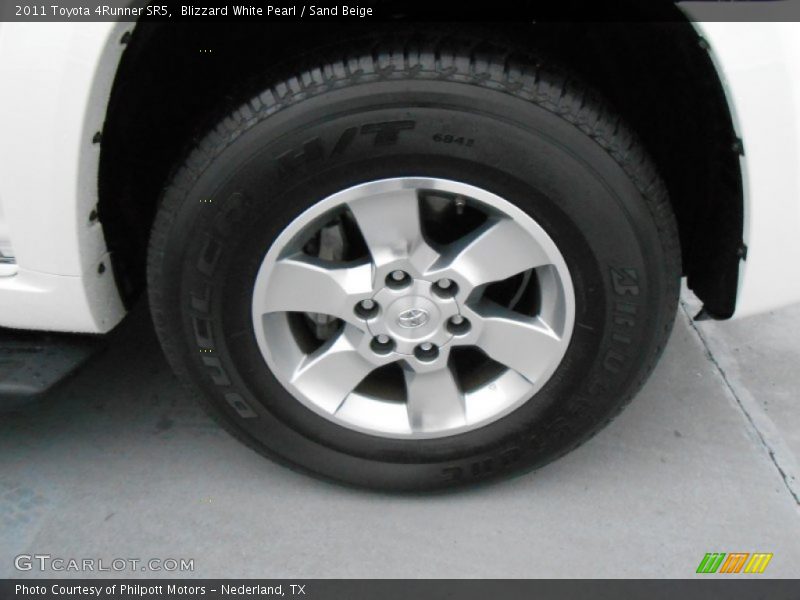 Blizzard White Pearl / Sand Beige 2011 Toyota 4Runner SR5