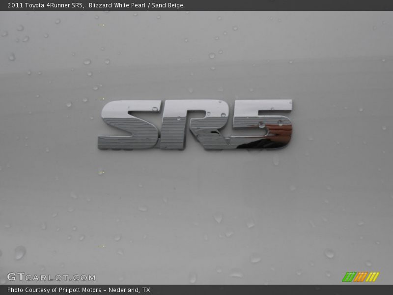 Blizzard White Pearl / Sand Beige 2011 Toyota 4Runner SR5
