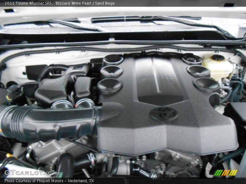 Blizzard White Pearl / Sand Beige 2011 Toyota 4Runner SR5
