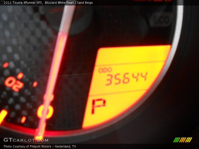 Blizzard White Pearl / Sand Beige 2011 Toyota 4Runner SR5