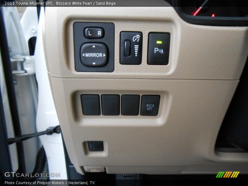 Blizzard White Pearl / Sand Beige 2011 Toyota 4Runner SR5