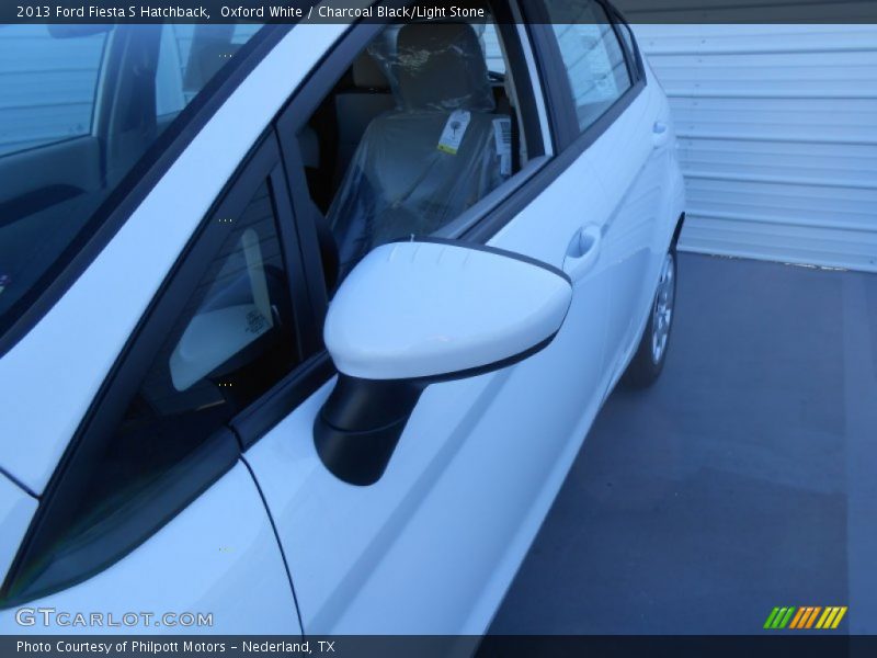 Oxford White / Charcoal Black/Light Stone 2013 Ford Fiesta S Hatchback