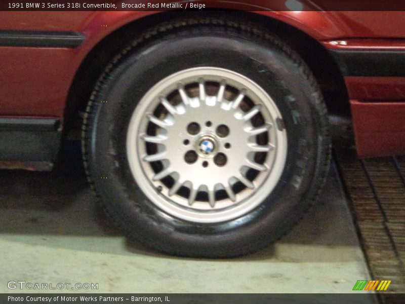 1991 3 Series 318i Convertible Wheel