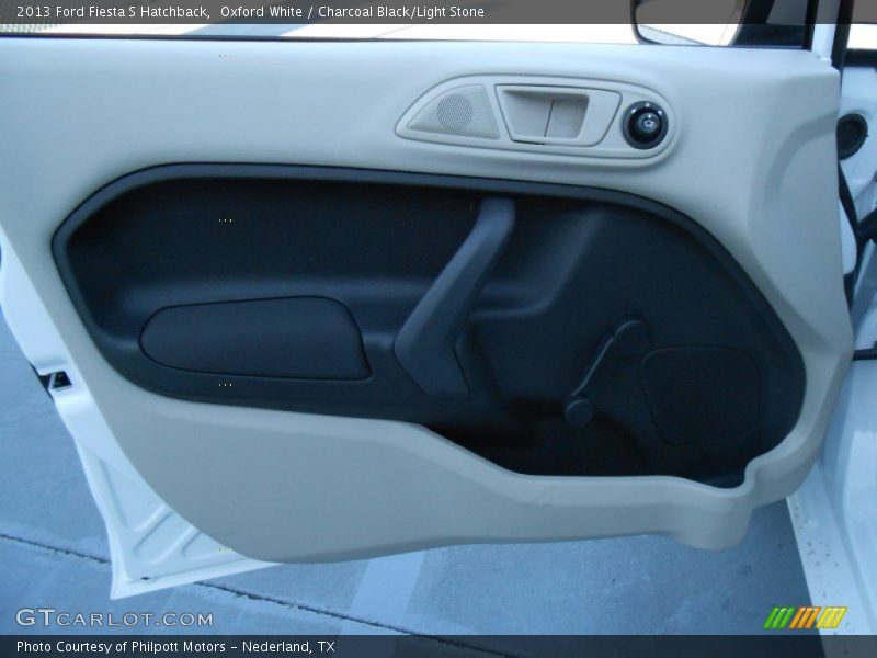 Oxford White / Charcoal Black/Light Stone 2013 Ford Fiesta S Hatchback