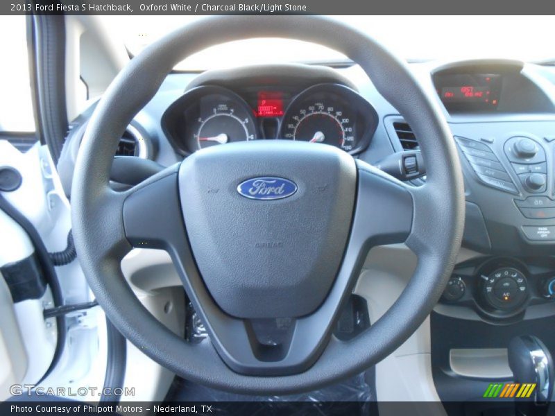 Oxford White / Charcoal Black/Light Stone 2013 Ford Fiesta S Hatchback