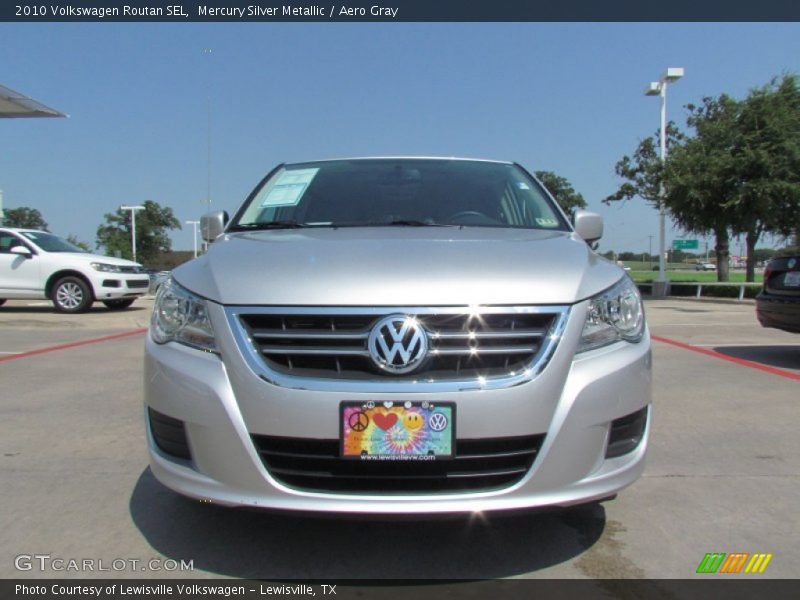 Mercury Silver Metallic / Aero Gray 2010 Volkswagen Routan SEL