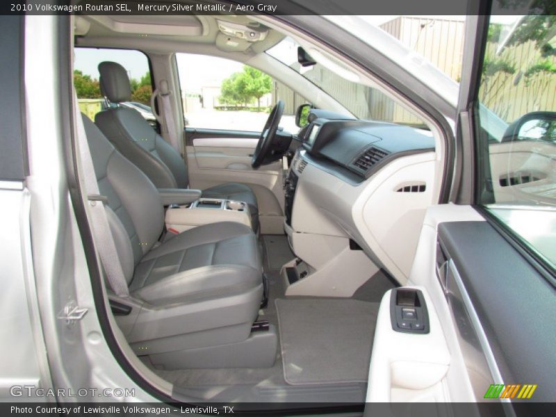 Mercury Silver Metallic / Aero Gray 2010 Volkswagen Routan SEL