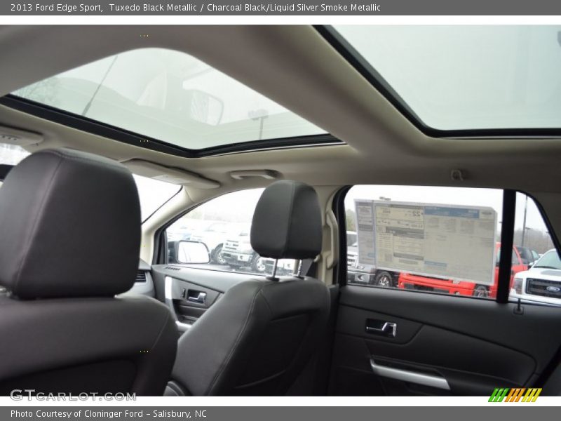 Tuxedo Black Metallic / Charcoal Black/Liquid Silver Smoke Metallic 2013 Ford Edge Sport