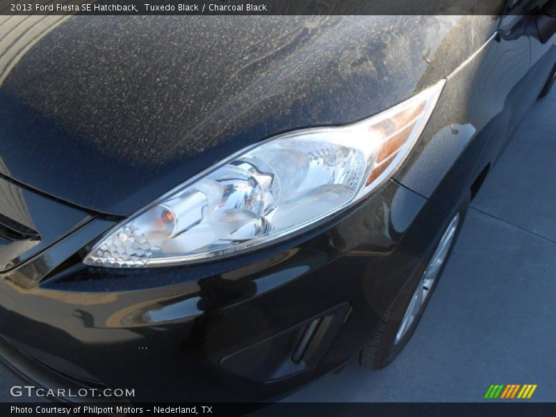 Tuxedo Black / Charcoal Black 2013 Ford Fiesta SE Hatchback