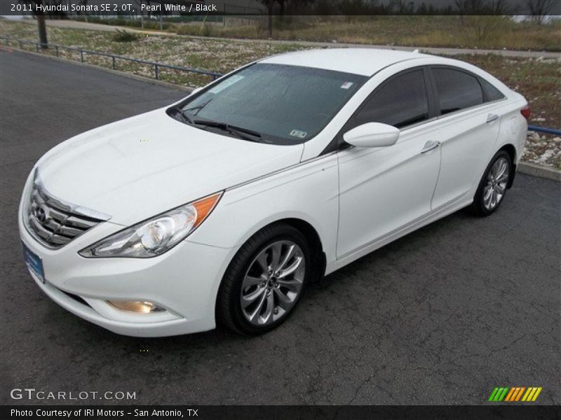 Pearl White / Black 2011 Hyundai Sonata SE 2.0T