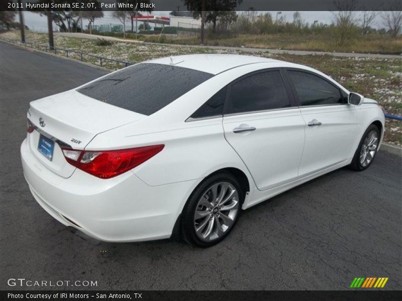Pearl White / Black 2011 Hyundai Sonata SE 2.0T