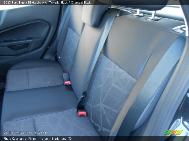 Tuxedo Black / Charcoal Black 2013 Ford Fiesta SE Hatchback