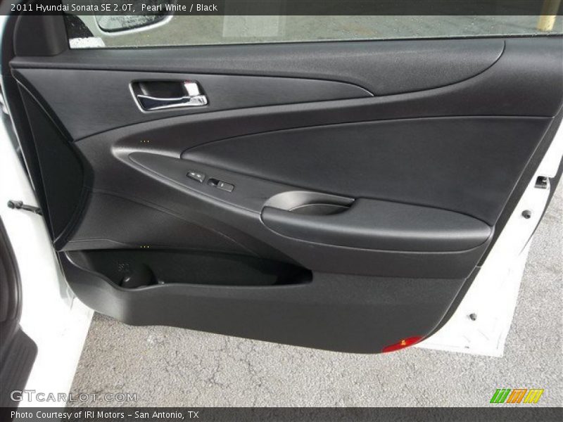 Pearl White / Black 2011 Hyundai Sonata SE 2.0T