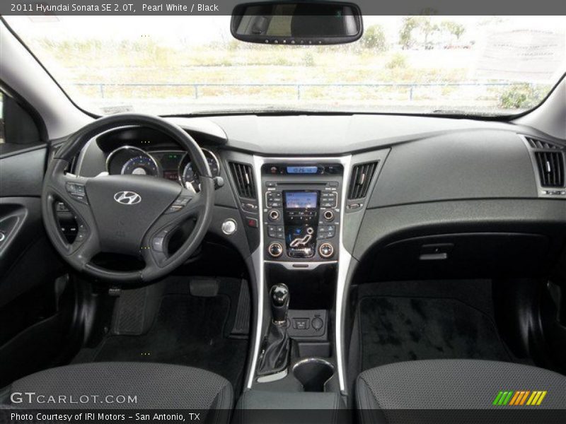 Pearl White / Black 2011 Hyundai Sonata SE 2.0T