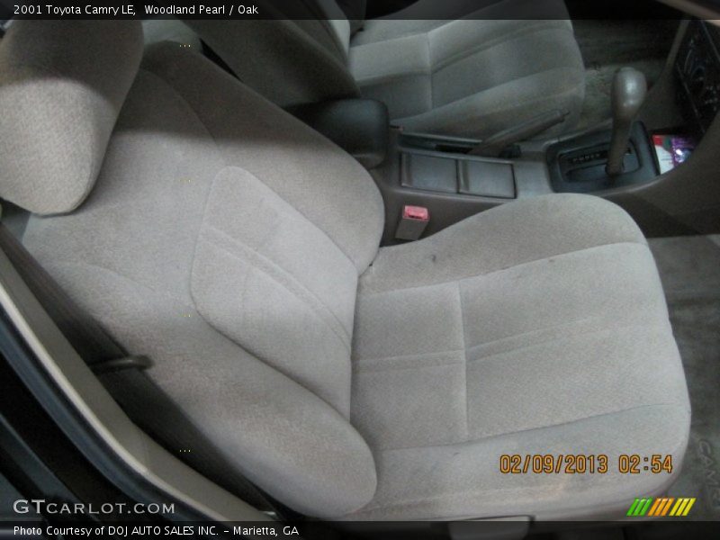 Woodland Pearl / Oak 2001 Toyota Camry LE