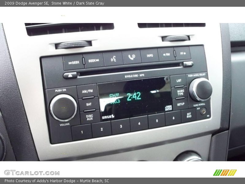 Stone White / Dark Slate Gray 2009 Dodge Avenger SE