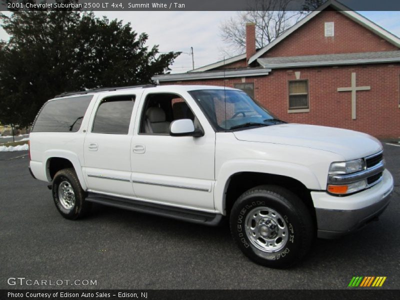 Front 3/4 View of 2001 Suburban 2500 LT 4x4