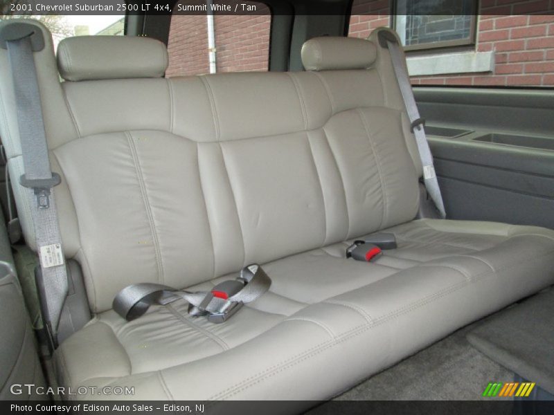 Summit White / Tan 2001 Chevrolet Suburban 2500 LT 4x4