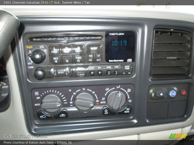 Summit White / Tan 2001 Chevrolet Suburban 2500 LT 4x4