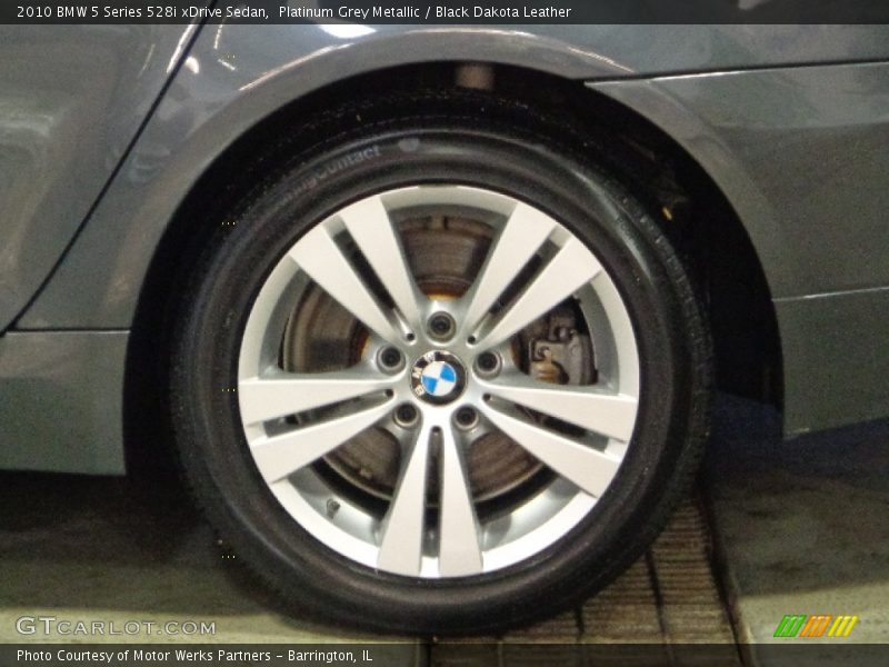 Platinum Grey Metallic / Black Dakota Leather 2010 BMW 5 Series 528i xDrive Sedan