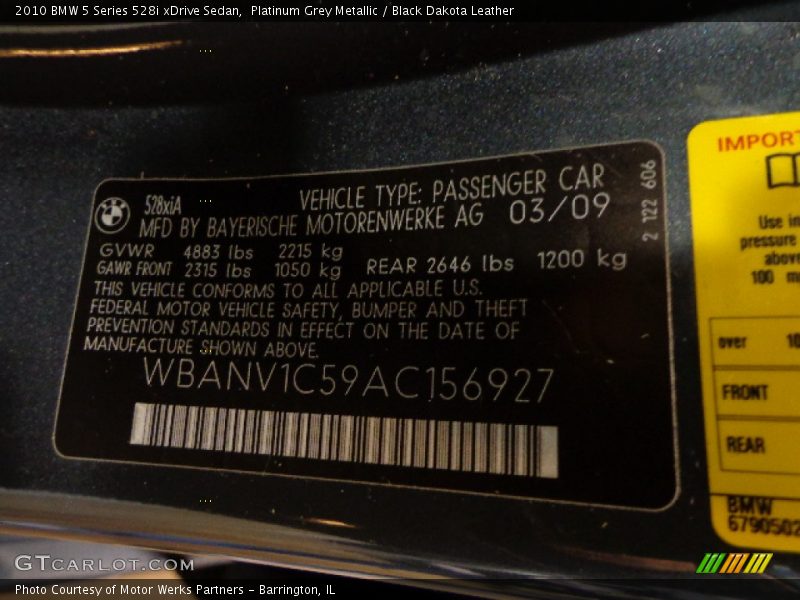 Platinum Grey Metallic / Black Dakota Leather 2010 BMW 5 Series 528i xDrive Sedan