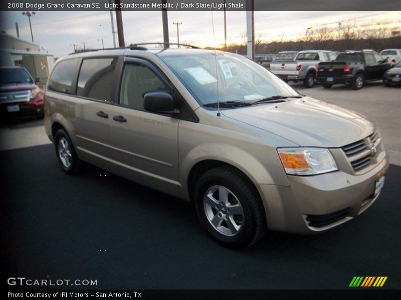 Light Sandstone Metallic / Dark Slate/Light Shale 2008 Dodge Grand Caravan SE