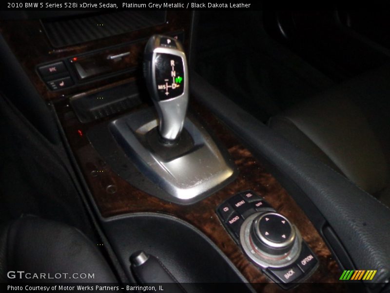 Platinum Grey Metallic / Black Dakota Leather 2010 BMW 5 Series 528i xDrive Sedan