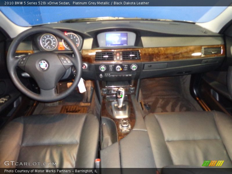 Platinum Grey Metallic / Black Dakota Leather 2010 BMW 5 Series 528i xDrive Sedan