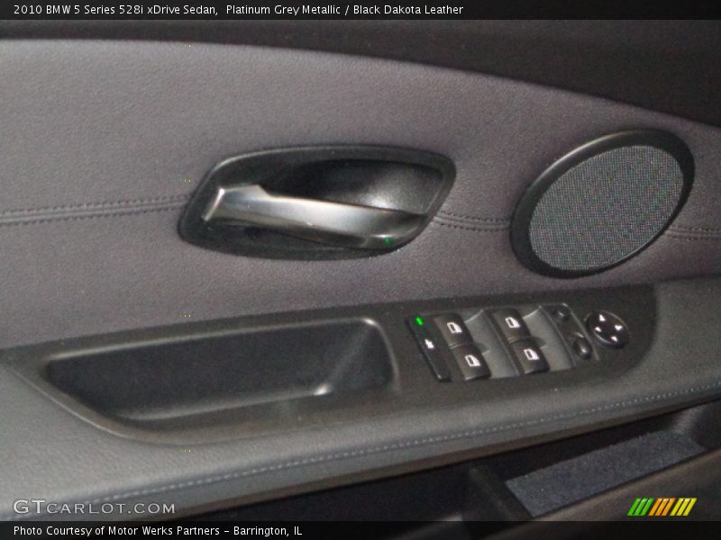 Platinum Grey Metallic / Black Dakota Leather 2010 BMW 5 Series 528i xDrive Sedan