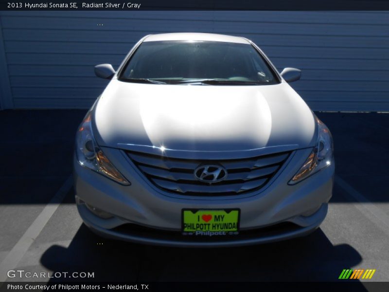 Radiant Silver / Gray 2013 Hyundai Sonata SE