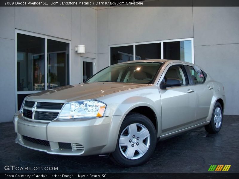 Light Sandstone Metallic / Dark Khaki/Light Graystone 2009 Dodge Avenger SE