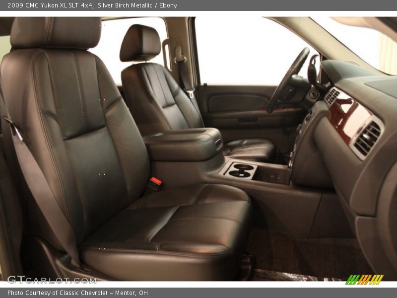 Silver Birch Metallic / Ebony 2009 GMC Yukon XL SLT 4x4