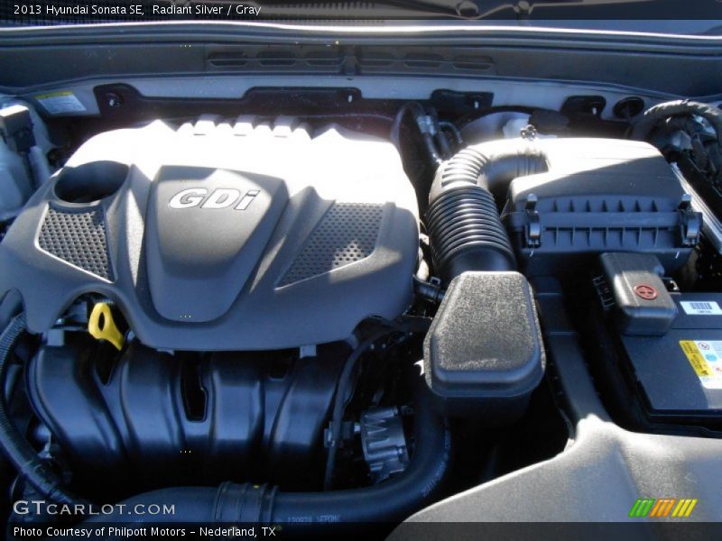 Radiant Silver / Gray 2013 Hyundai Sonata SE